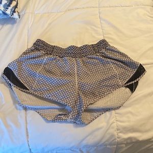 Lululemon hotty hot shorts